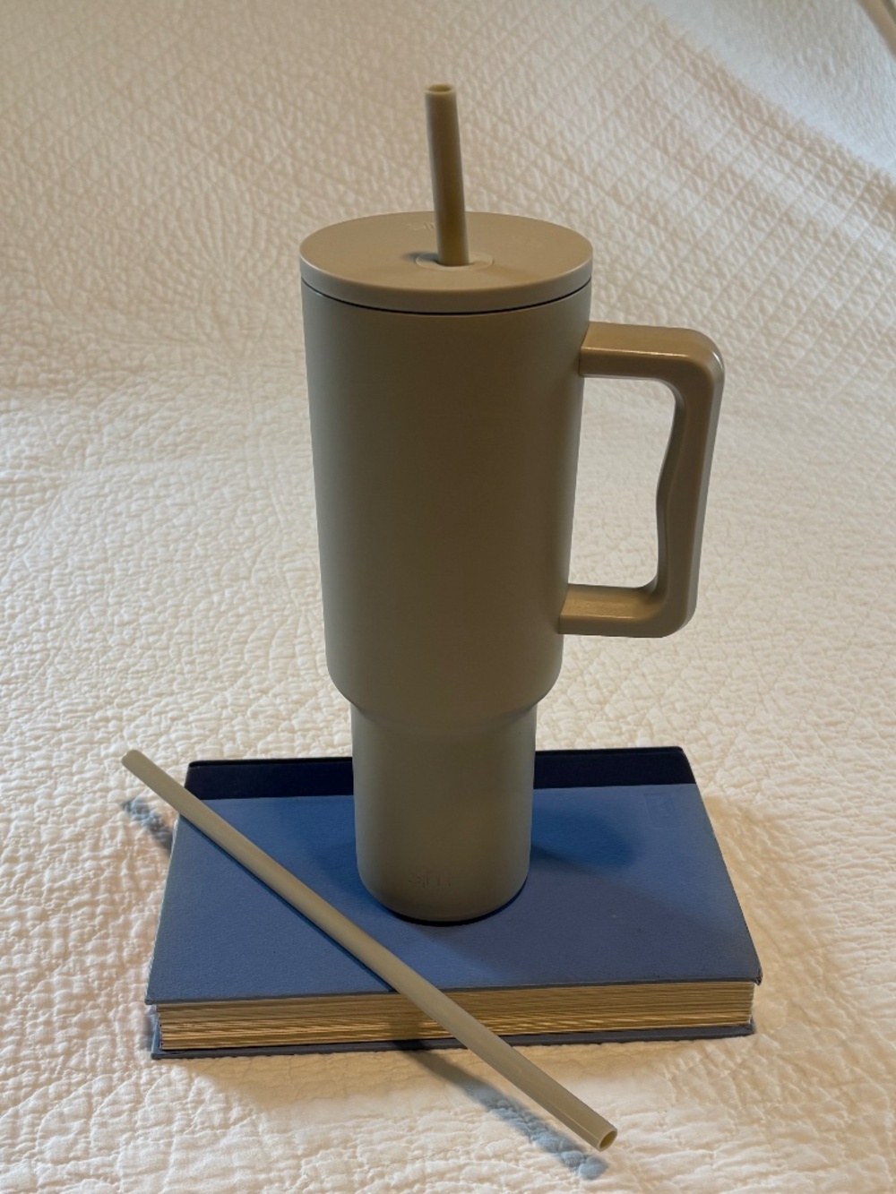 Simple Modern 40oz tumbler travel mug w handle & straw lid